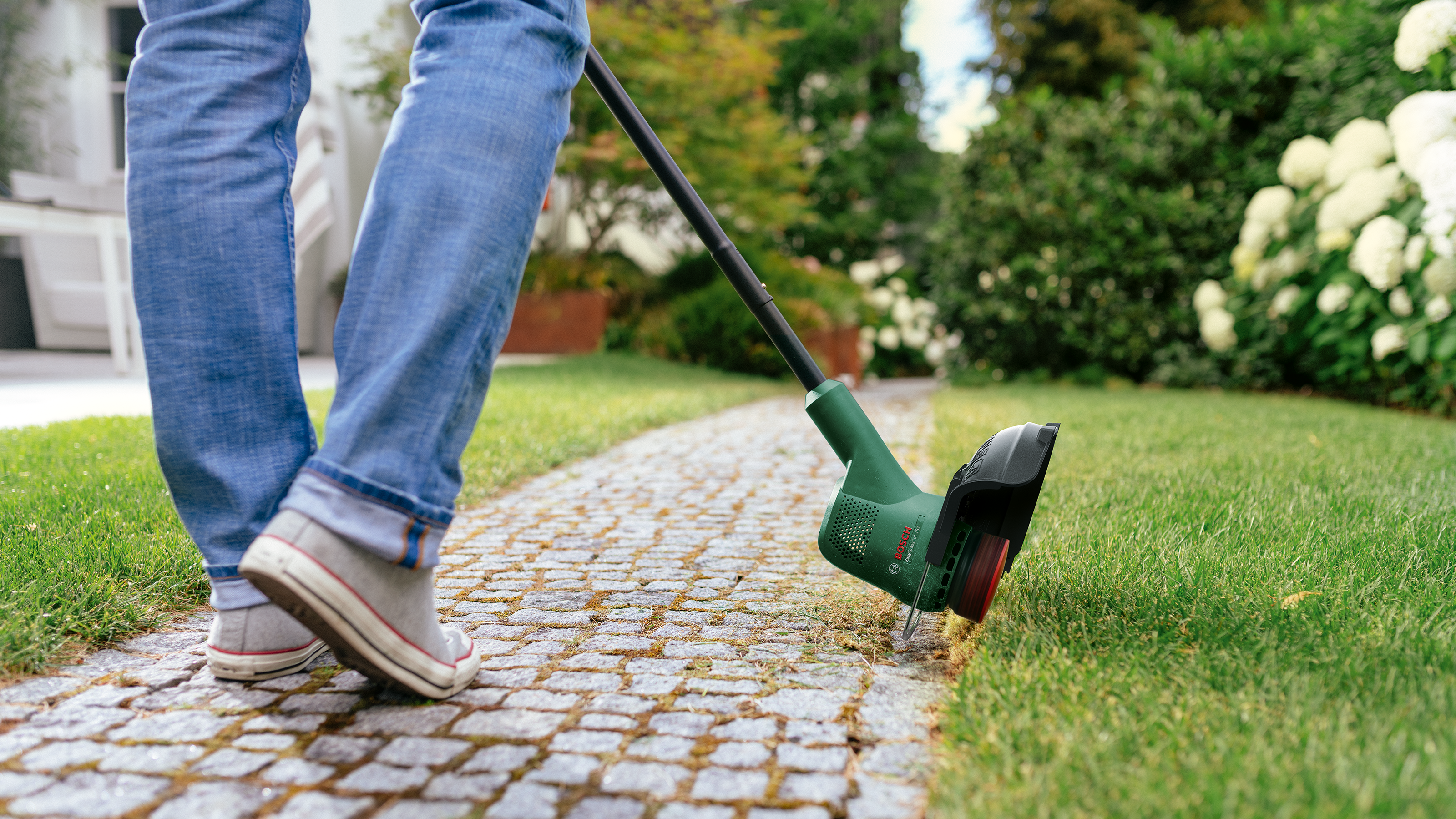 BOSCH Home Garden EasyGrassCut 18V26 AkkuRasentrimmer 18,0 V, ohne Akku