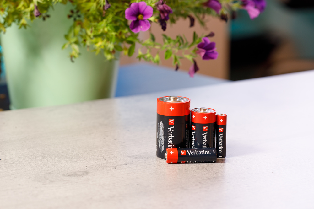 49504 VERBATIM Batterien 24er Pack