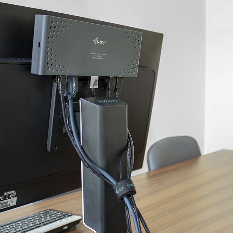 ITEC Dockingstation Halterung fuer Monitore mit VESAHalterungen