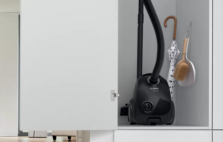 Bosch Bodenstaubsauger EXP BGBS2LB1 600 W GL20 Serie2 schwarz