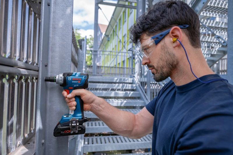 BOSCH Professional GDS 18V330 HC AkkuSchlagbohrschrauberSet 18,0 V, ohne Akku