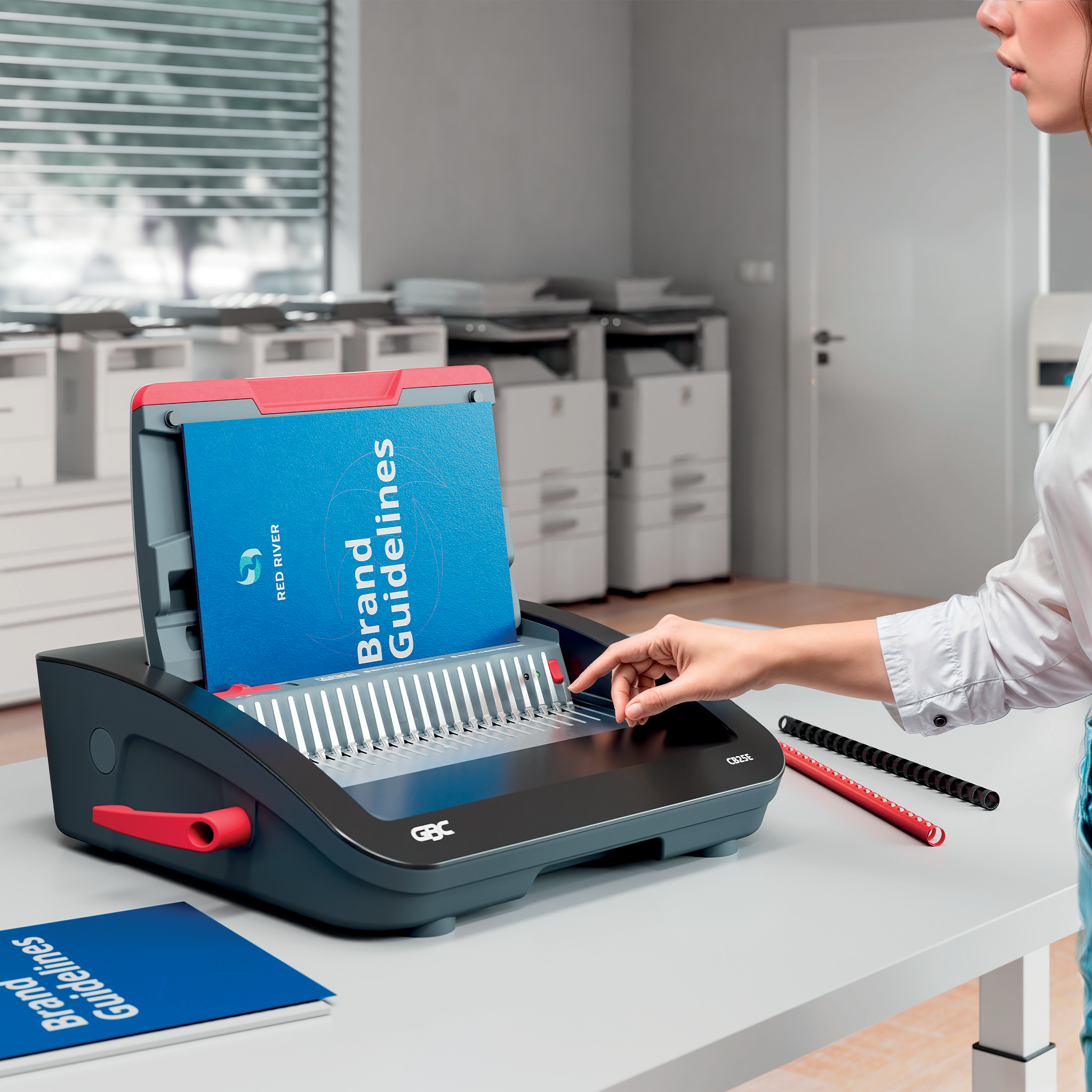 GBC CombBind CB25E Kunststoffbindgerät