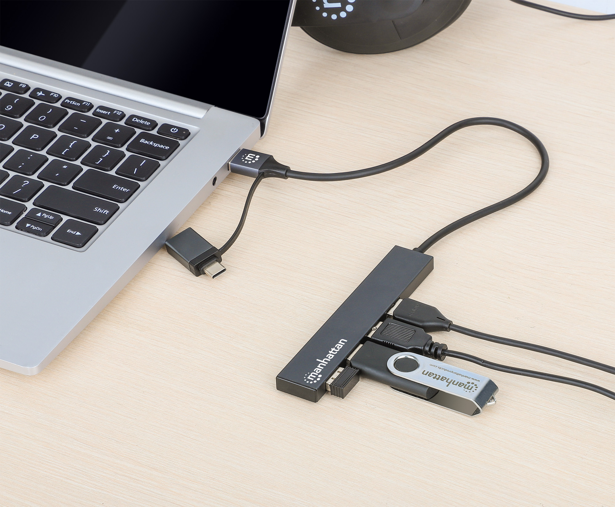 MANHATTAN 4Port USB 30 TypCA Hub USBC und USBAStecker auf 4x USBABuchsen 5 Gbits USB 32 Gen 1 Strom über USB Space Grau
