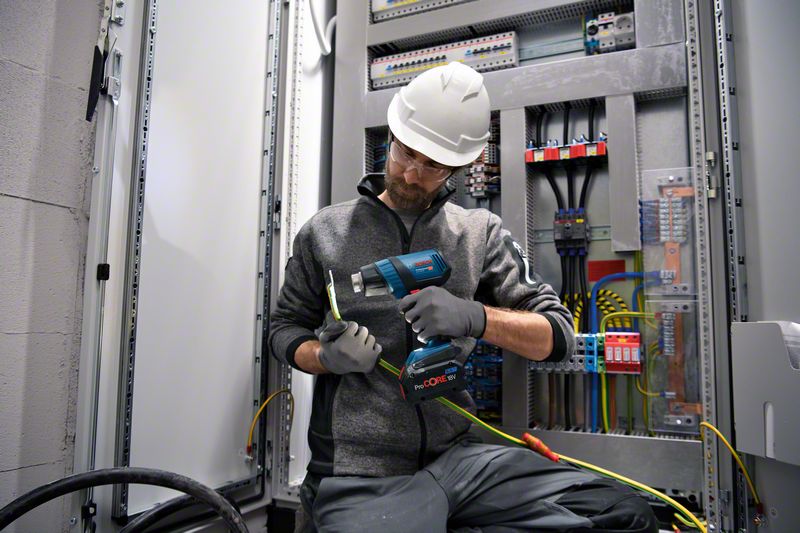 Bosch AkkuHeissluftgeblaese GHG 18V50 in LBOXX