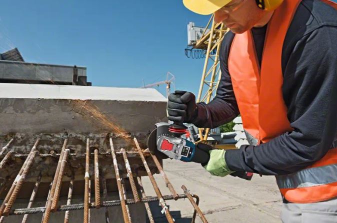 Bosch GWX 18V 10 SC AkkuWinkelschleifer