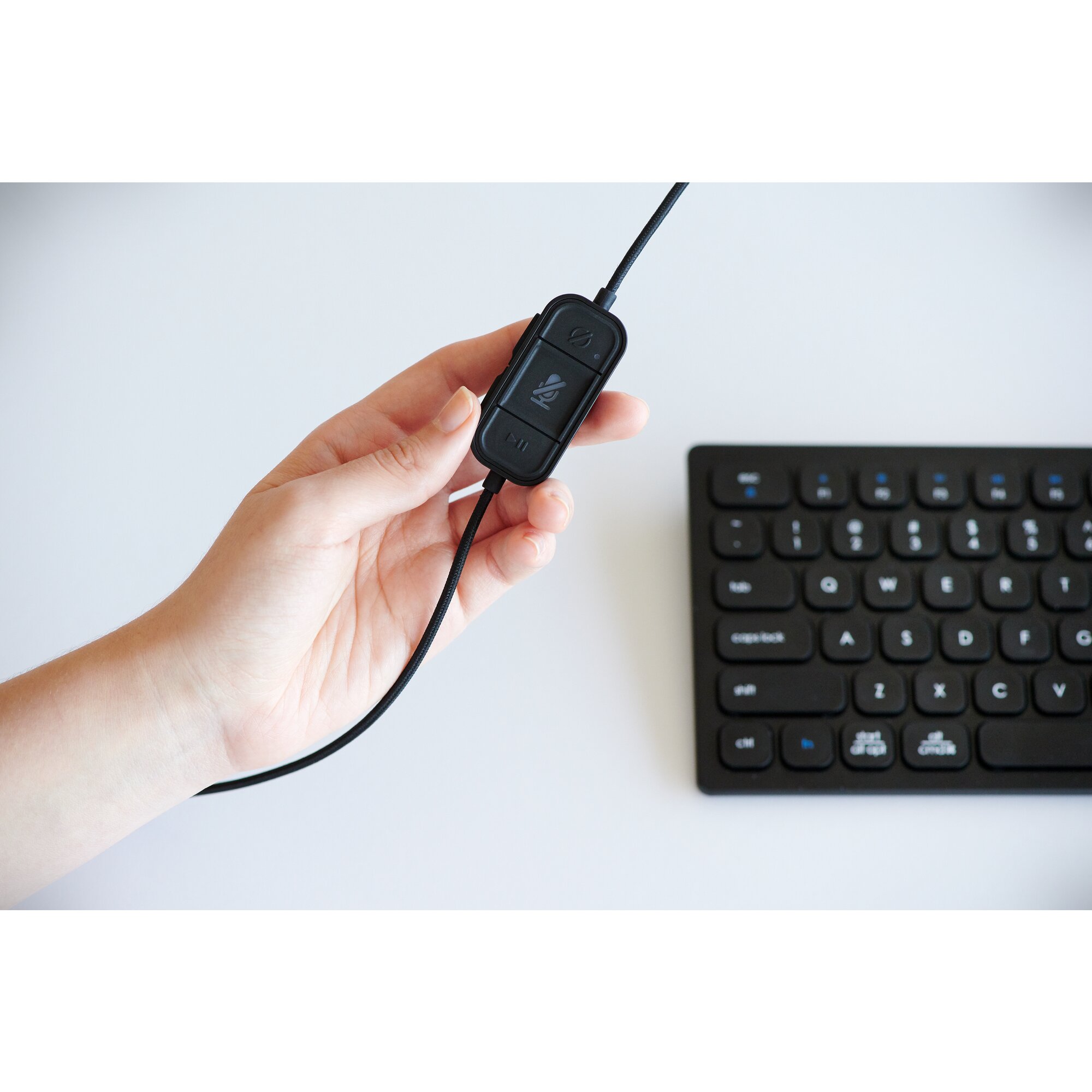 Kensington H2000 USB-C Headset ohrumschließend