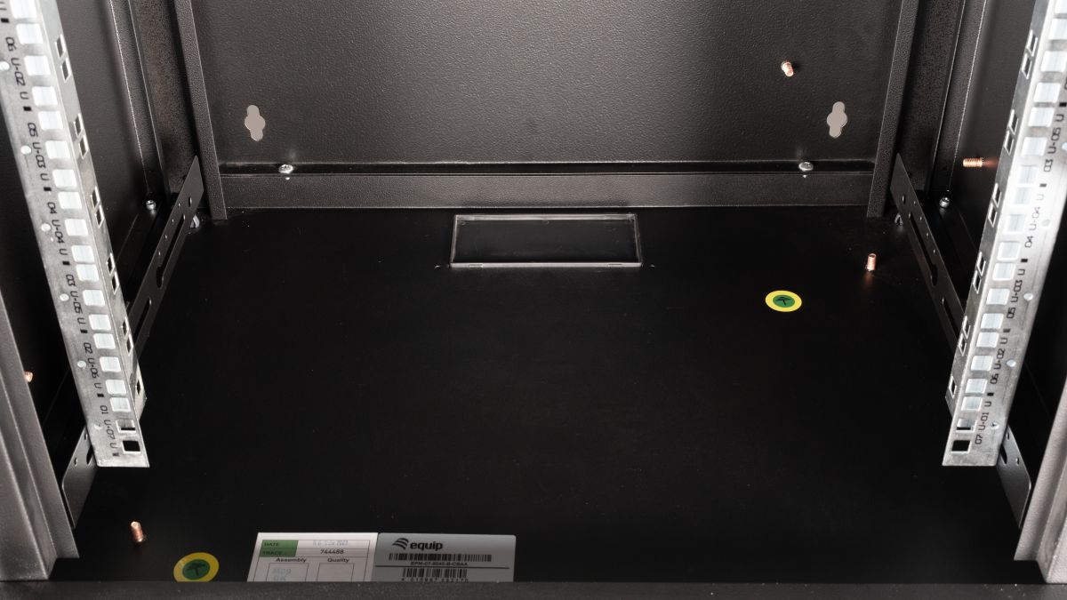 19 Netzwerkschrank Glastuer PM 600x450mm 7HE schwarz