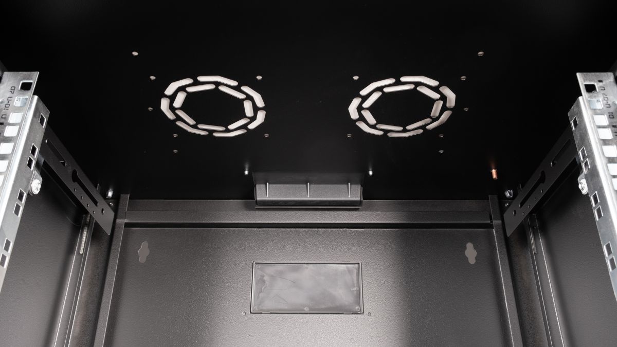 19 Netzwerkschrank Glastuer PM 600x450mm 7HE schwarz