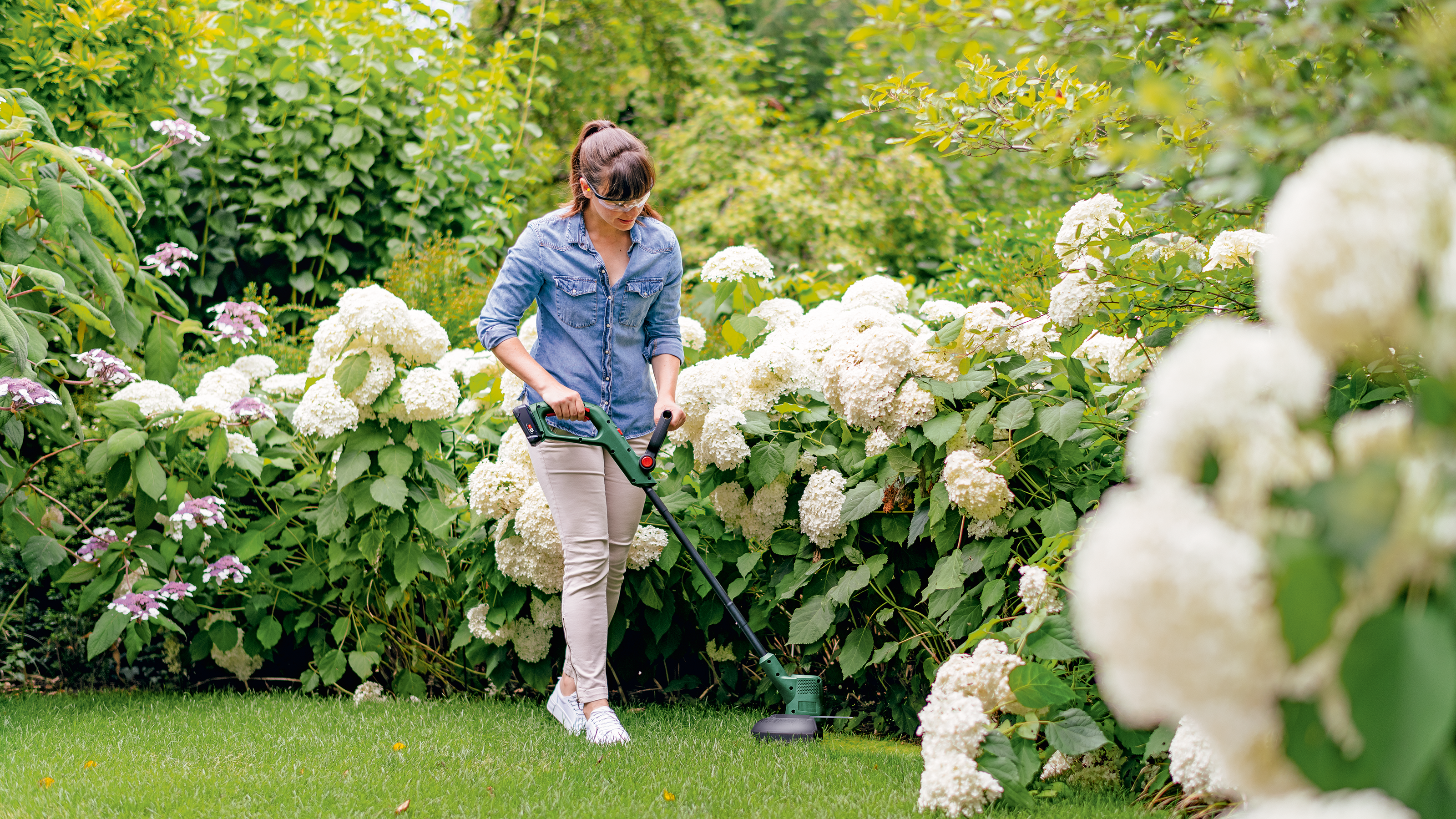 BOSCH Home Garden EasyGrassCut 18V26 AkkuRasentrimmer 18,0 V, ohne Akku