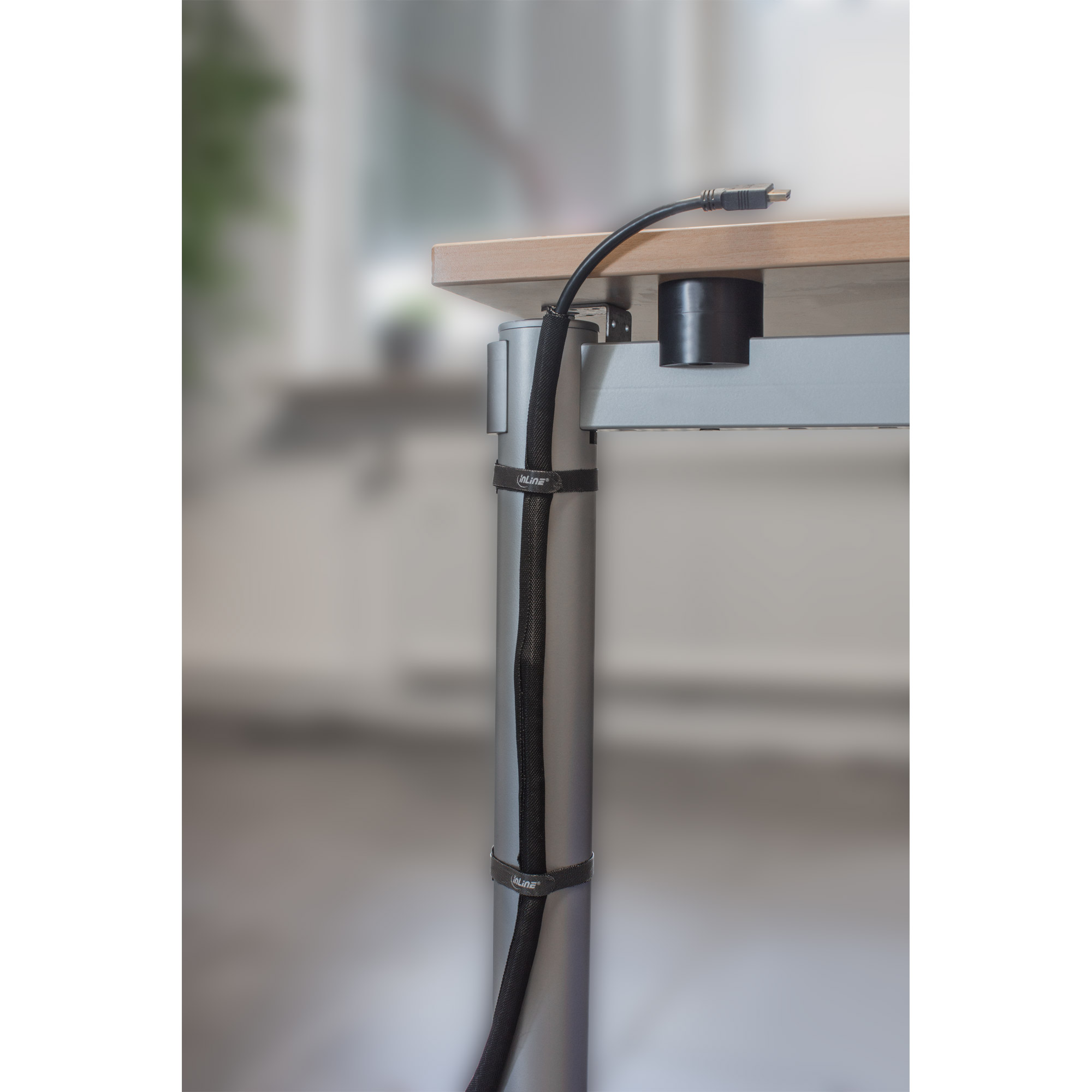 INLINE Kabelkanal Geflechtschlauch mit Polyestergewebemantel selbstverschliessend in schwarz 25mm Durchmesser 2m