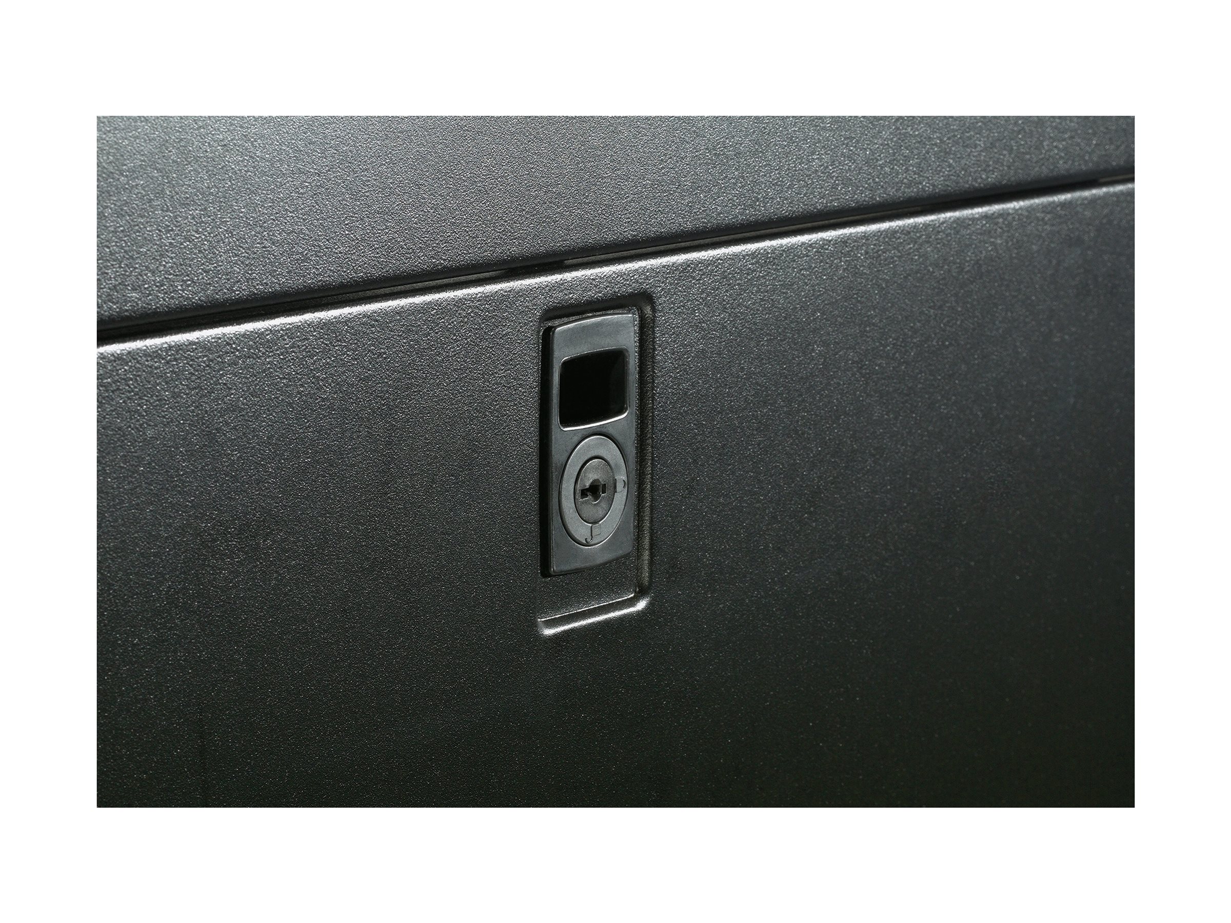 APC NetShelter SX 24U 600mm x 1070mm Deep Enclosure