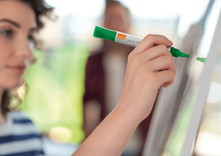 Nobo Liquid Ink Whiteboard-Marker farbsortiert 3,0 mm