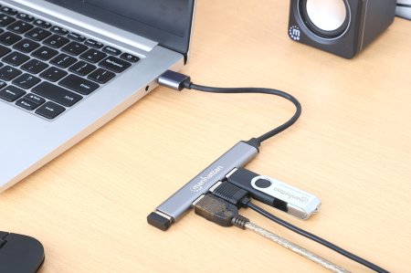 MANHATTAN 4Port USB 3020 KomboHub USBAStecker auf ein5 Gbits USB 32 Gen1Port drei 480 Mbits USB 20Ports Aluminium grau