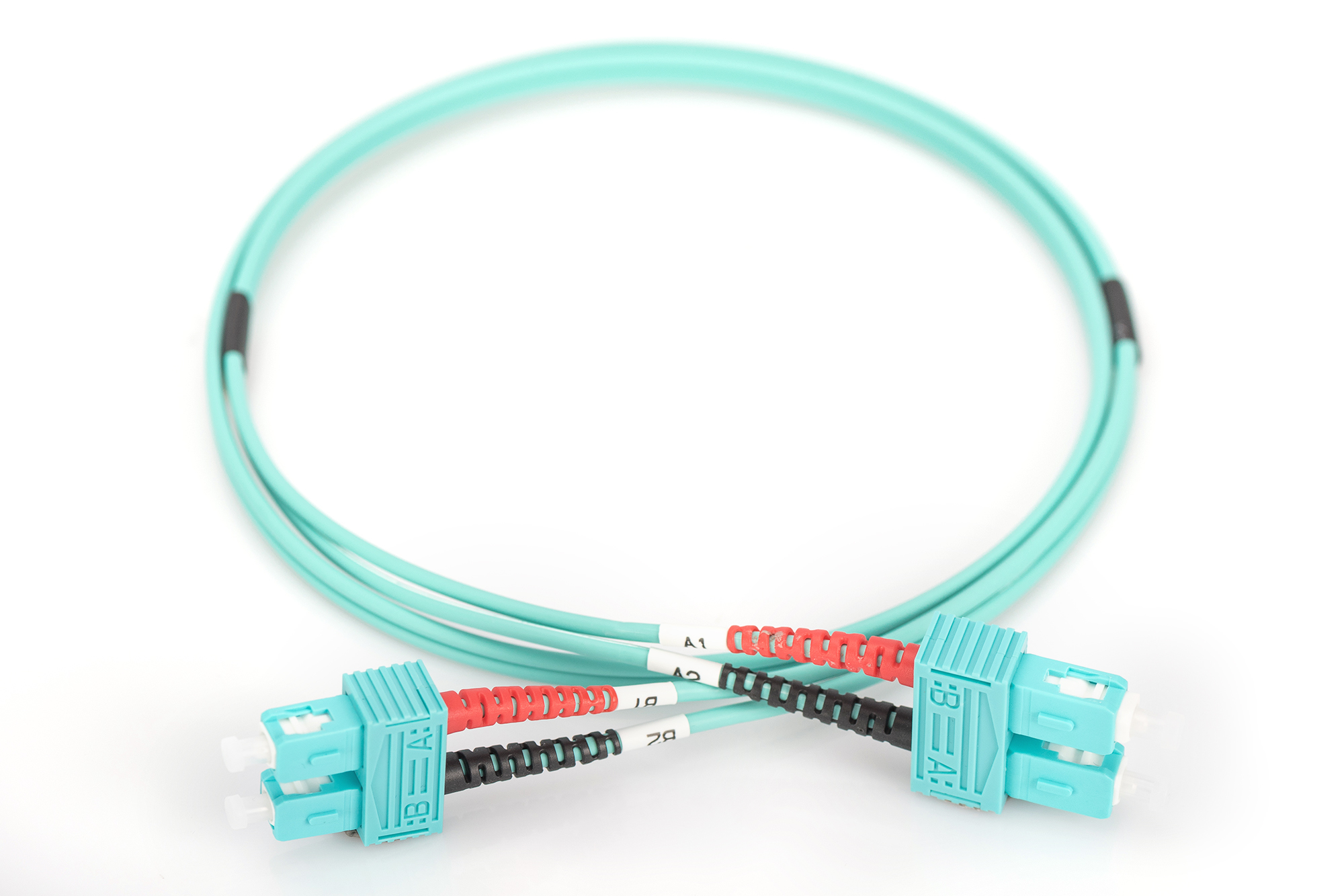DIGITUS LWL Patchkabel SC zu SC Multimode 50/125 m Duplex Laenge 2m Klasse OM3