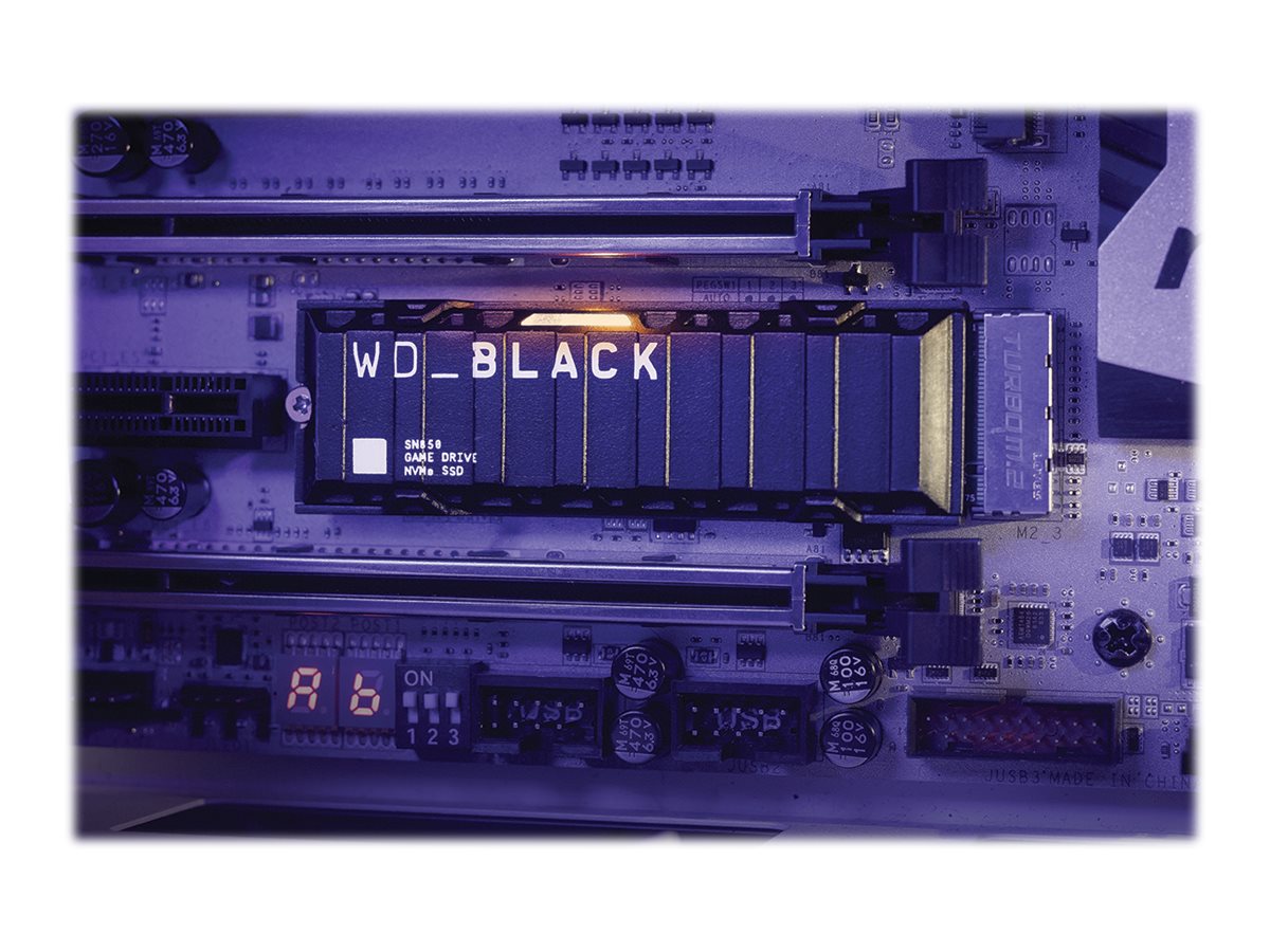 WD Black SN850 NVMe SSD with Heatsink PCIe Gen4 500GB