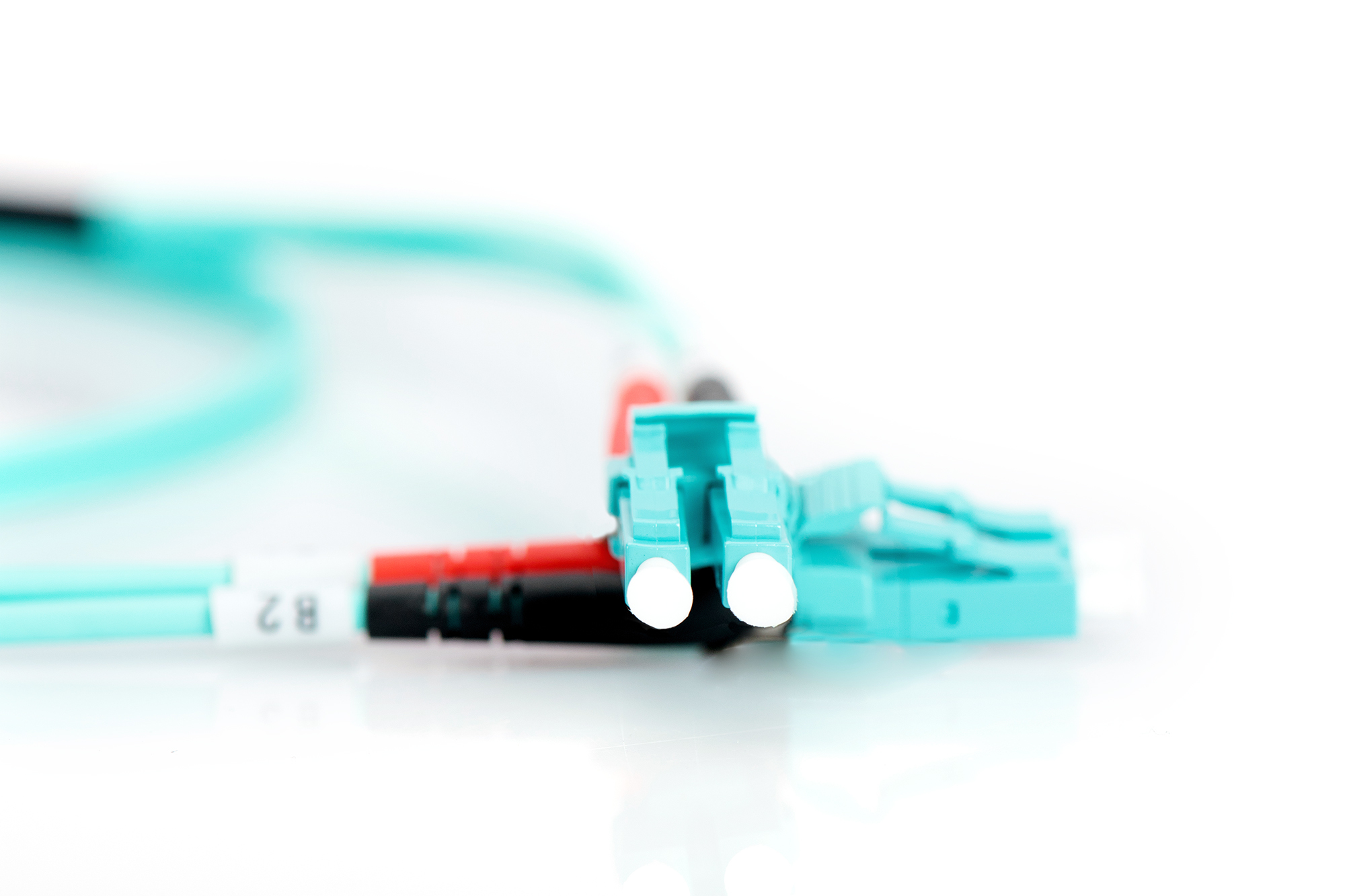 DIGITUS LWL Patchkabel LC zu LC Multimode 50125 mju Duplex Laenge 3m Klasse OM3