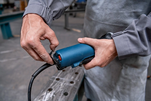 BOSCH Professional GWS 17150 PS Winkelschleifer 1700 W