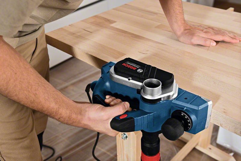 BOSCH Professional GHO 2682 D Elektrohobel 710 W