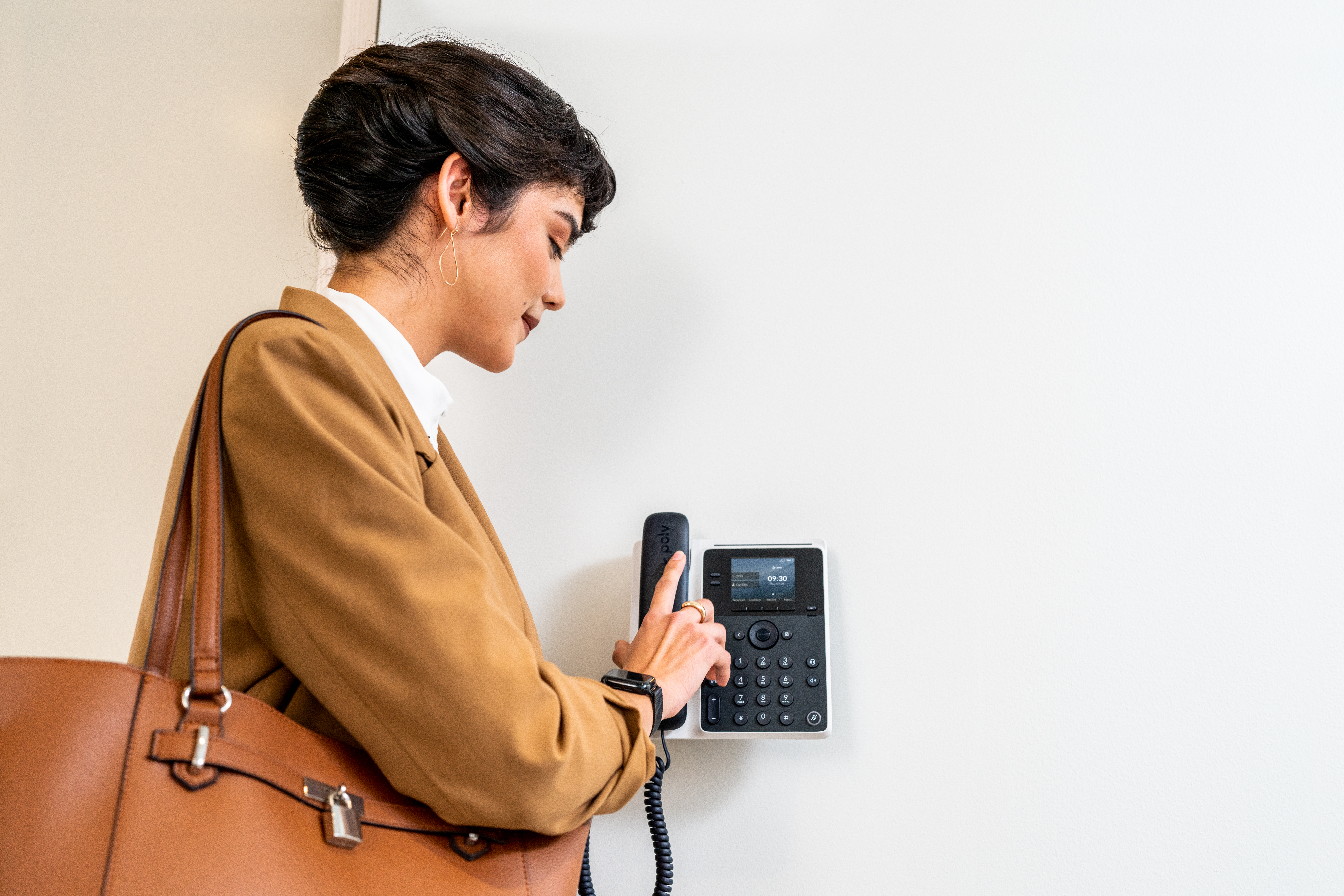 Poly Edge E100 VoIP-Telefon Rufnummernanzeige