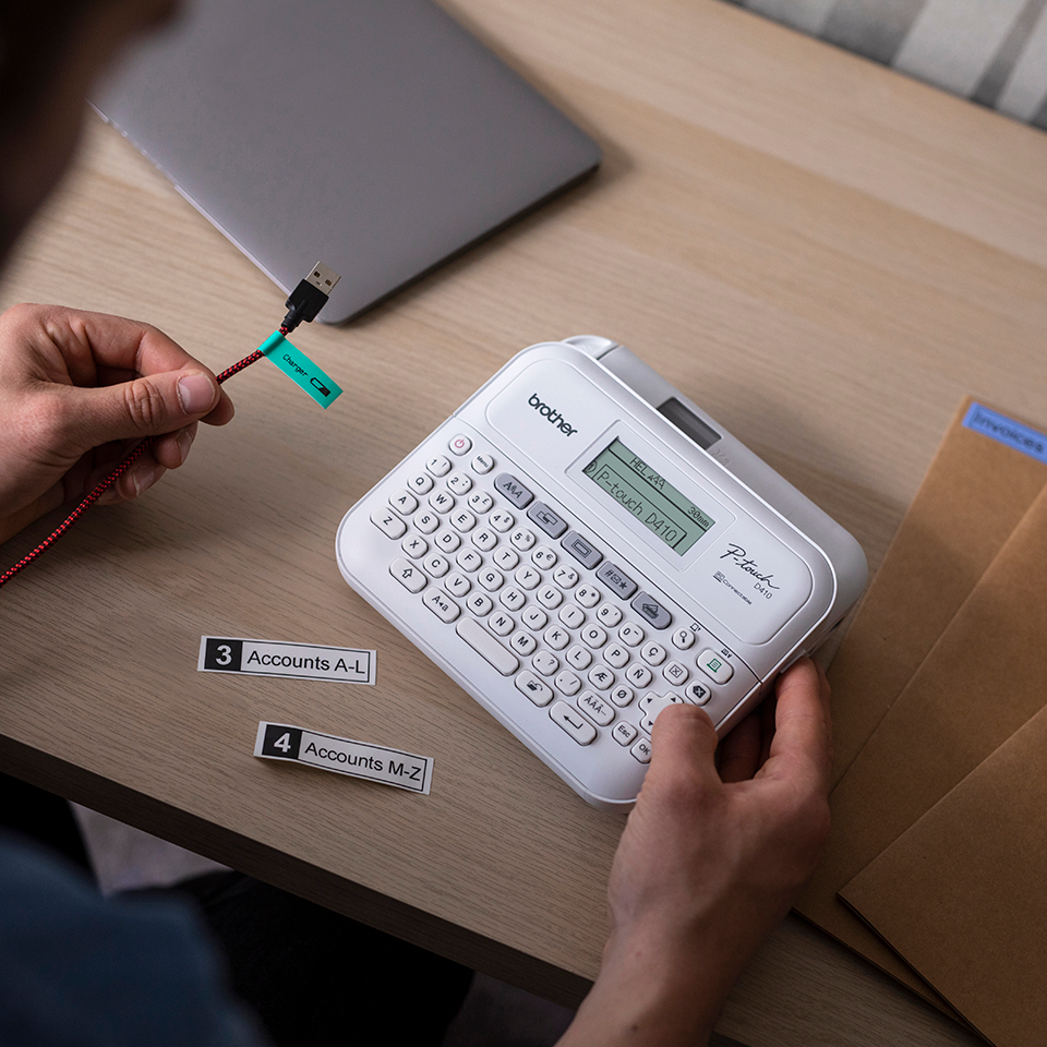 Brother Ptouch D410VP Desktop Beschriftungsgeraet mit Koffer
