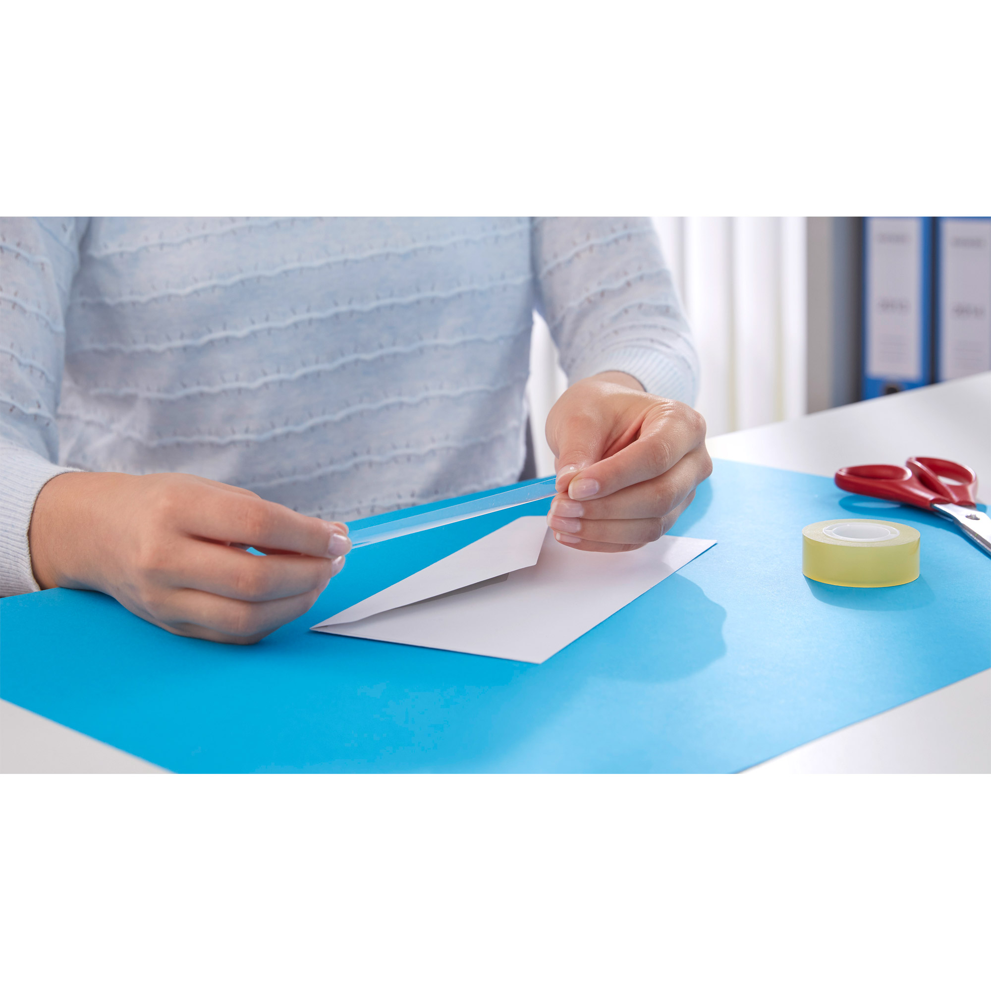 tesa STANDARD Klebefilm transparent 15,0 mm x 10,0 m 10 Rollen