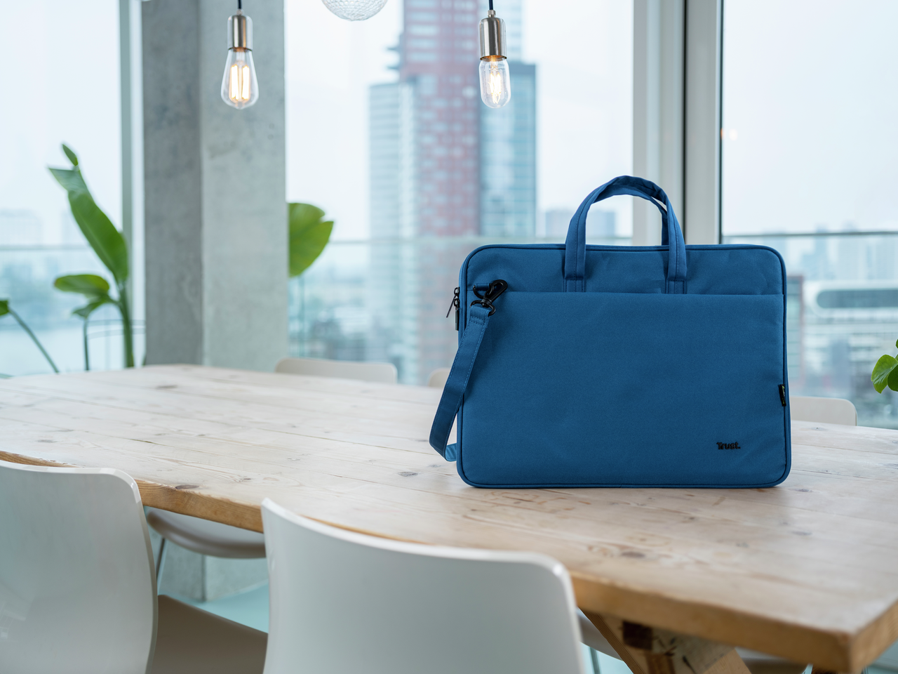 Trust Laptoptasche Bologna Slim Kunstfaser blau 24448 bis 40,6 cm 16 Zoll