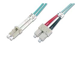 DIGITUS LWL Patchkabel LC zu SC Multimode 50/125 m Duplex Länge 1m Klasse OM3
