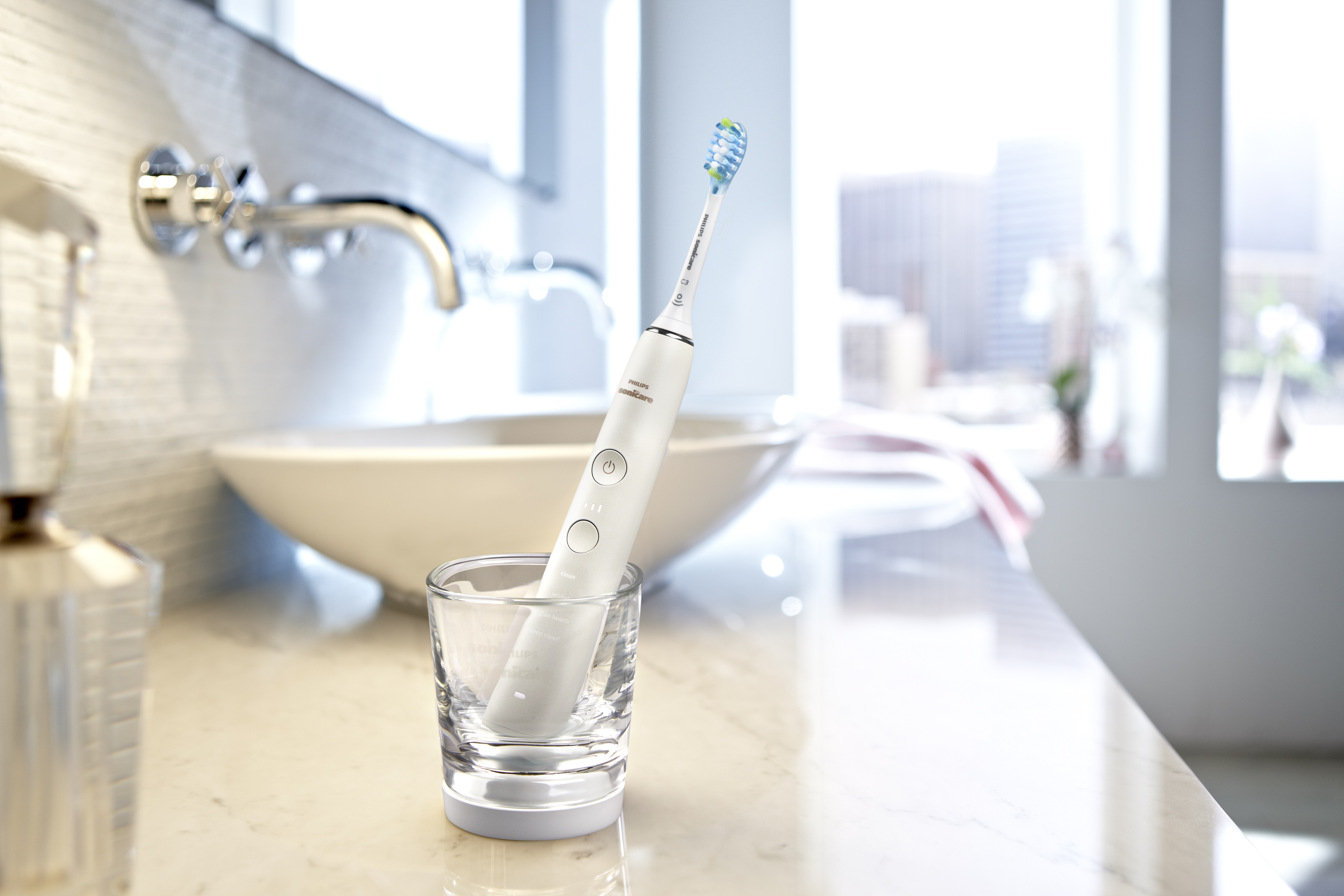 Philips HX991127 Sonicare DiamondClean 9000, weiss