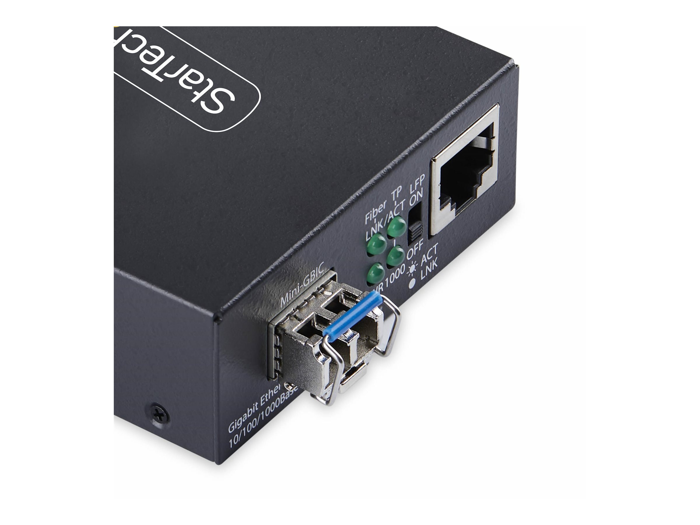 STARTECHCOM Gigabit Singlemode SM LC GlasfaserMedienkonverter 10 100 oder 1000Mbps 40 km RJ45 zu LC Vollmetallgehaeuse TAA