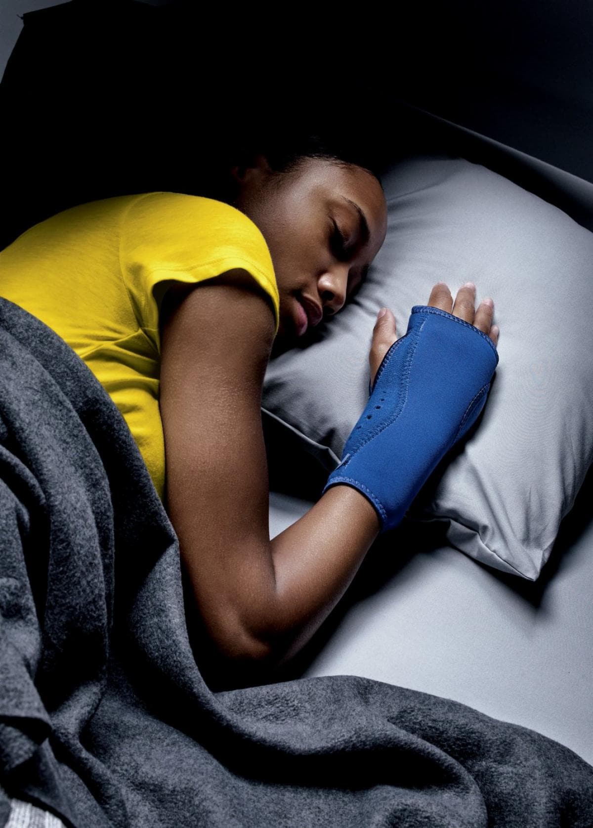 FUTURO Handgelenkbandage für die Nacht blau
