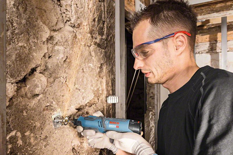 BOSCH Professional GRO 12V35 AkkuRotationsschneider 12,0 V, mit 2 Akkus