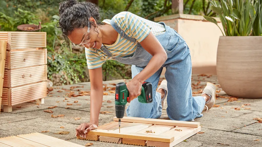 BOSCH Home Garden EasyDrill 18V40 AkkuBohrschrauberSet 18,0 V, mit 2 Akkus