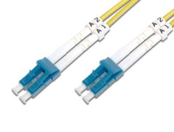 DIGITUS LWL Patchkabel LC (APC) zu LC (PC) Singlemode 09/125 Duplex Länge 2 m