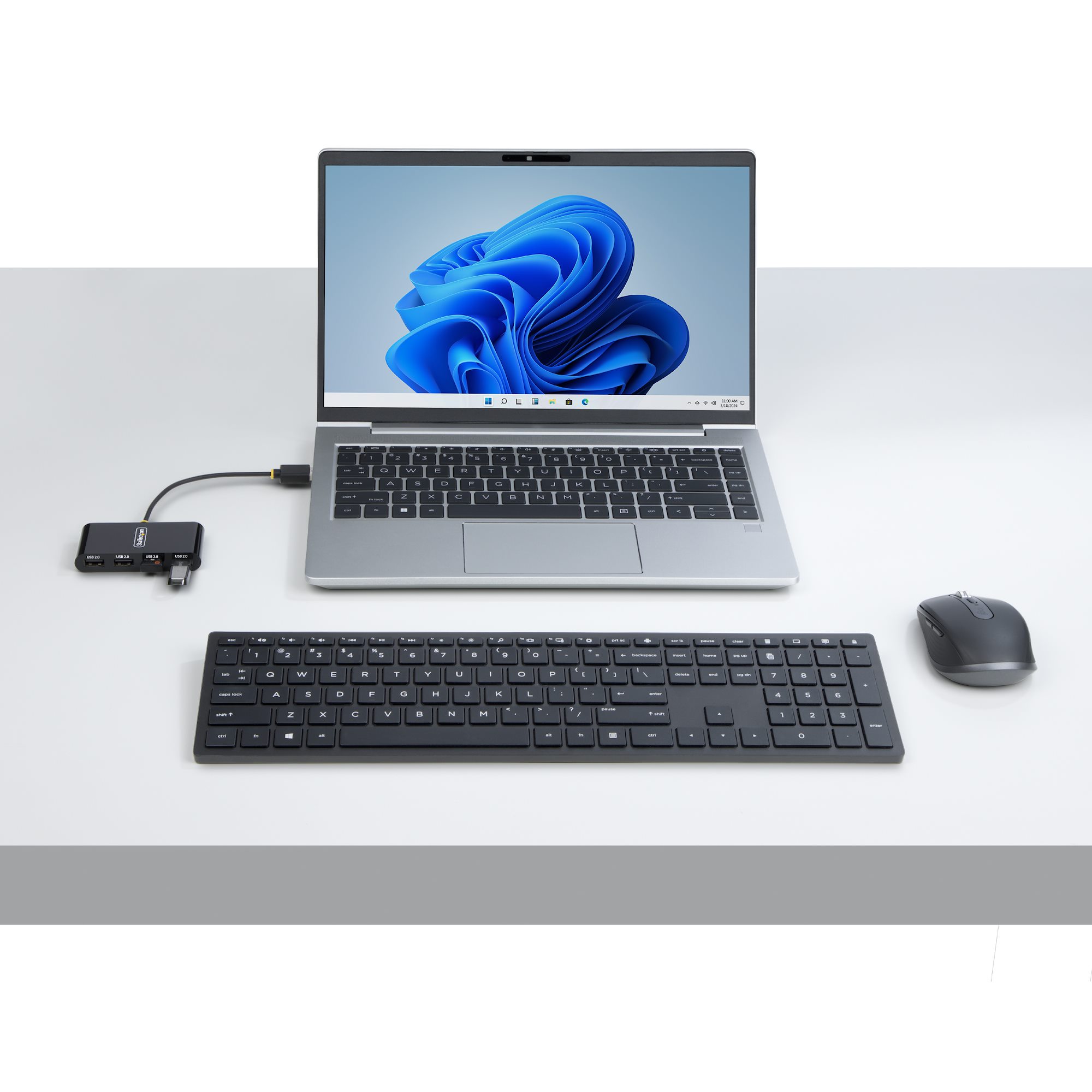 STARTECHCOM 4Port USB 20 Hub USB Busbetrieben Mini USB Hub fur Reisen Multi USB AdapterVerteiler Mobiler USB Splitter
