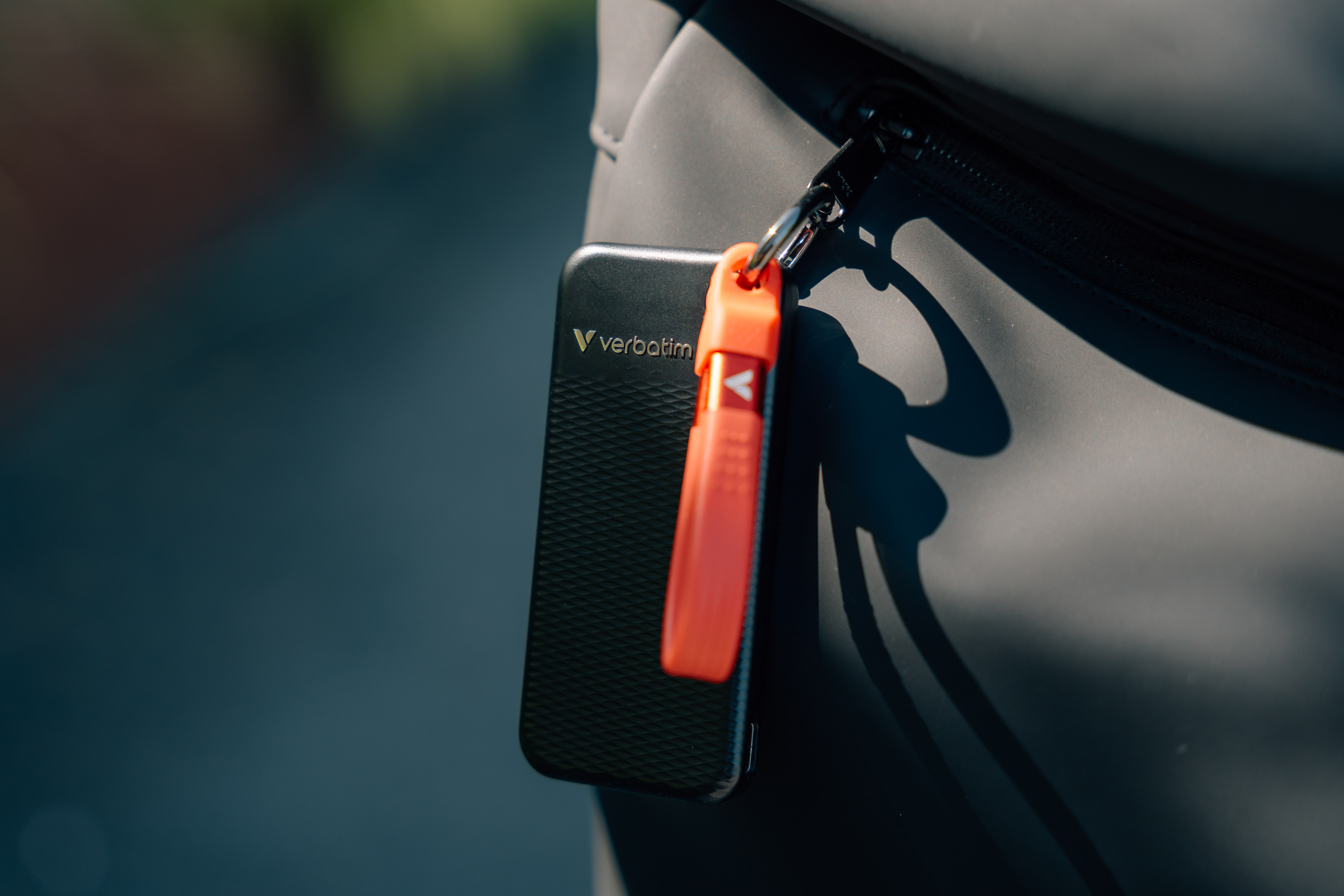 Verbatim Pocket 1TB USB 3.2 black/red
