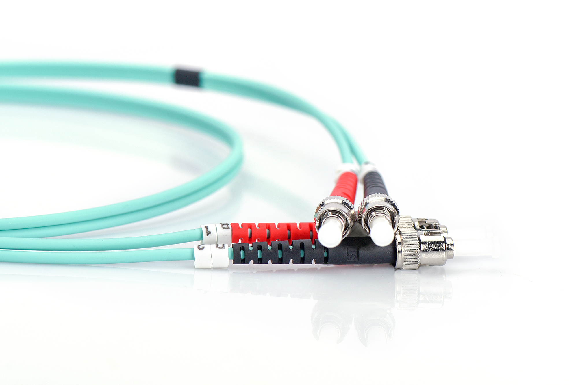 DIGITUS LWL Patchkabel ST zu ST Multimode 50/125 m Duplex Länge 1m Klasse OM3