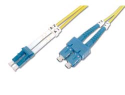 DIGITUS LWL Patchkabel SC (APC) auf LC (PC) Singlemode 09/125 m Duplex Laenge 1m DIGITUS LWL Patchkabel SC (APC) auf LC (PC) Singlemode 09/125 m Duplex Laenge 1m