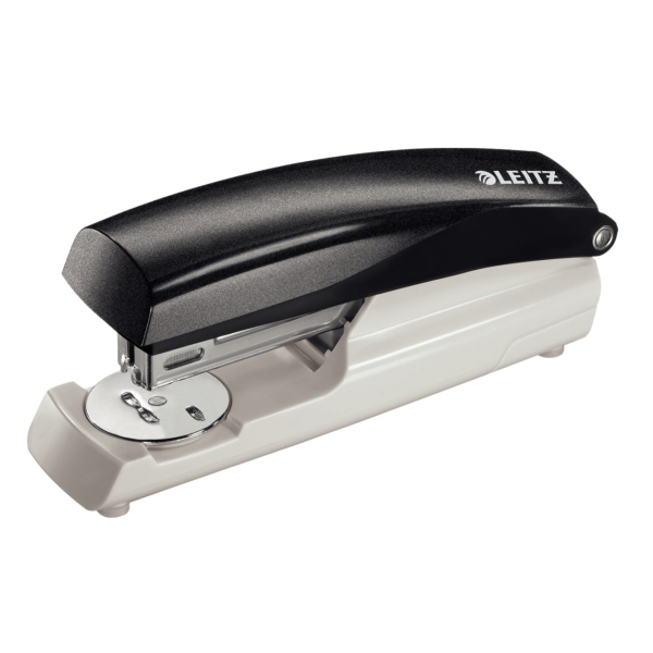 AKTION LEITZ Heftgerät 5500 schwarz, 1 St GRATIS 200 Heftklammern 246