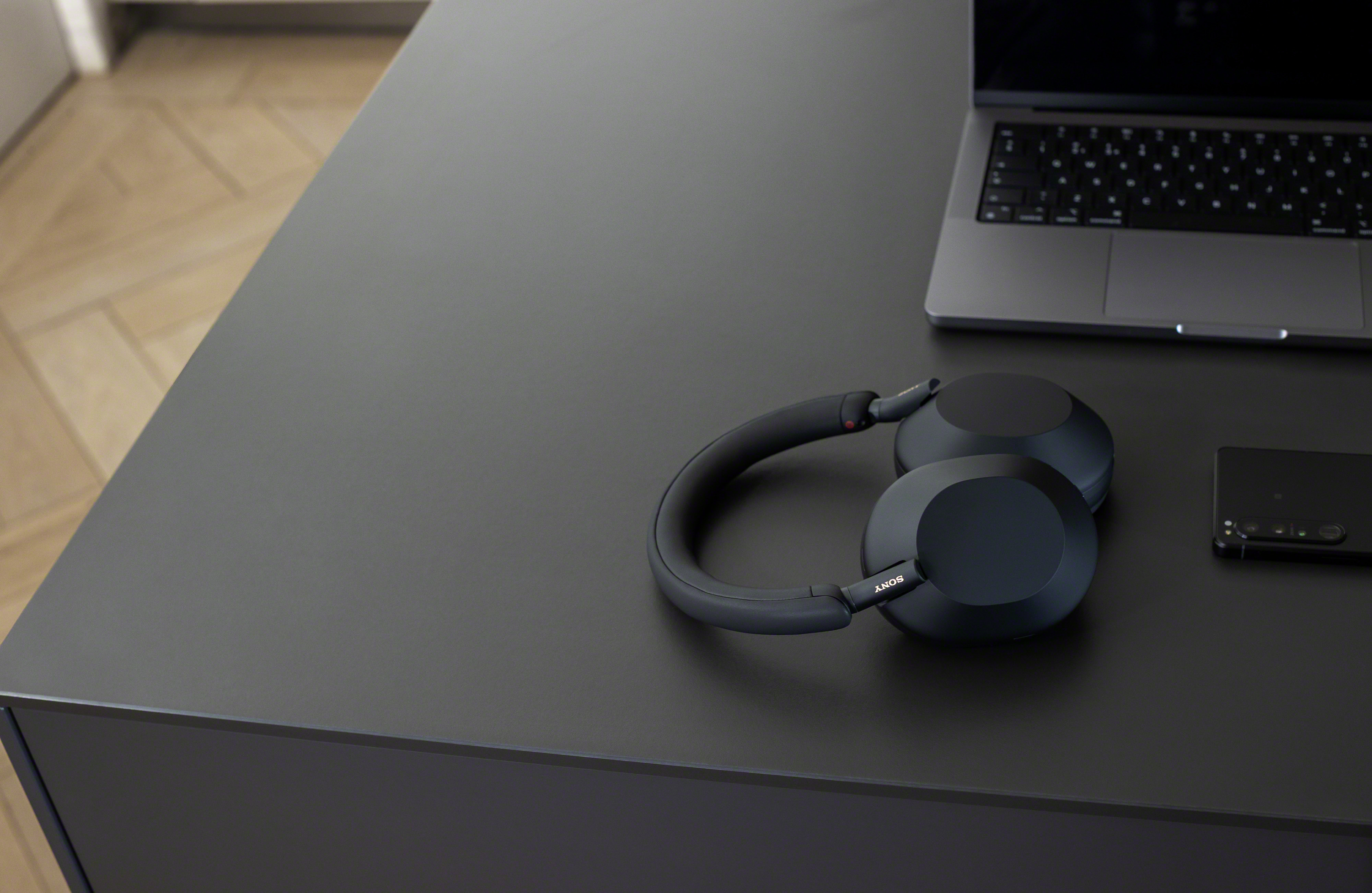 Sony WH1000XM5 True Wireless Headset Black
