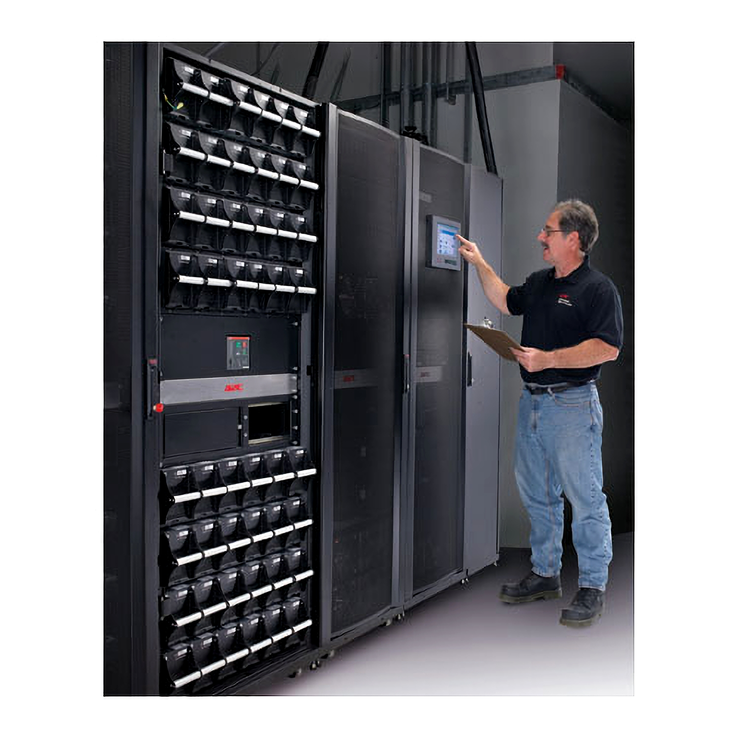 2 Jahre Onsite Garantieerweiterung fuer Symmetra PX 128kW mit PDU/XR