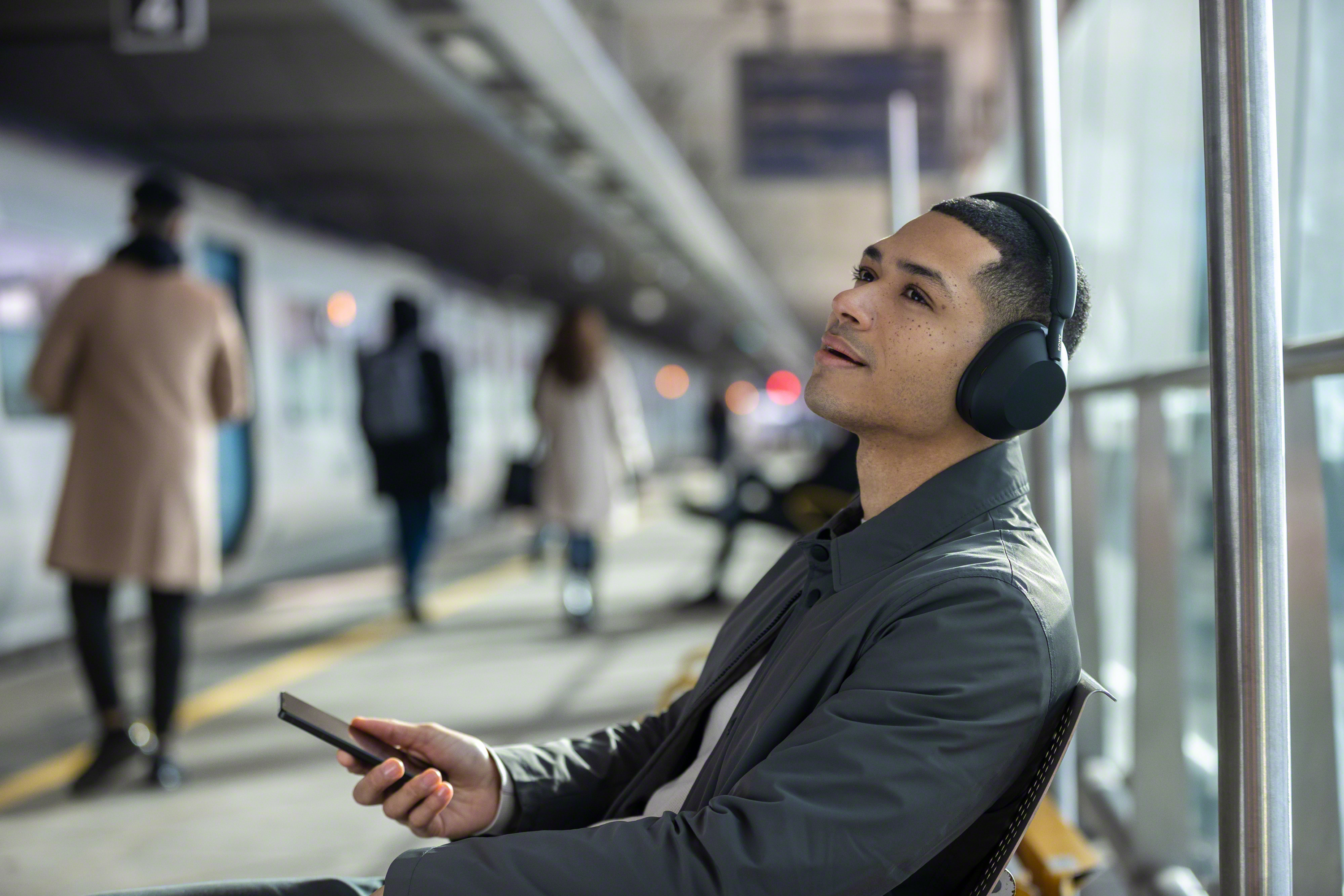 Sony WH1000XM5 True Wireless Headset Black