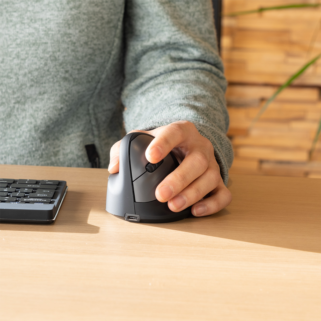 R-Go Ergonomische Maus HE Break Bluetooth links Vertikale