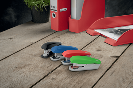 LEITZ Heftgerät NeXXt Recycle Mini rot, 1 St