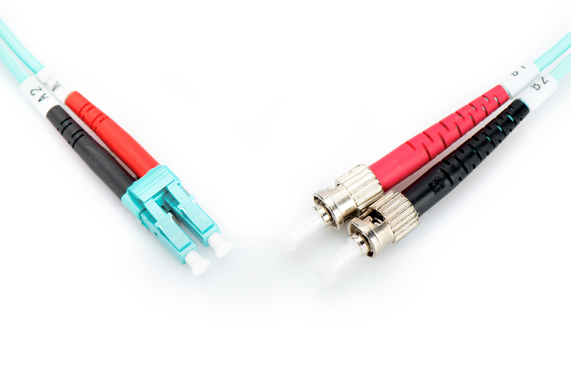 DIGITUS LWL Patchkabel LC zu ST Multimode 50/125 m Duplex Länge 2m Klasse OM3